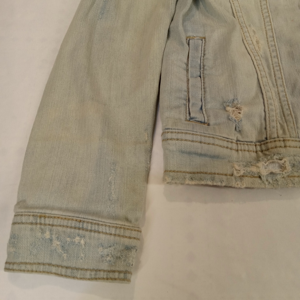 Aeropostale Women's Faded Blue Ripped Denim Jacket Size XS - Picture 12 of 16